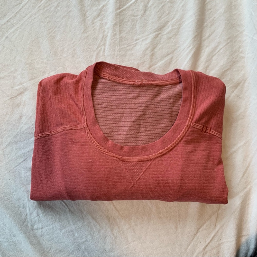 LIKE NEW Men’s Lululemon Long Sleeve size L